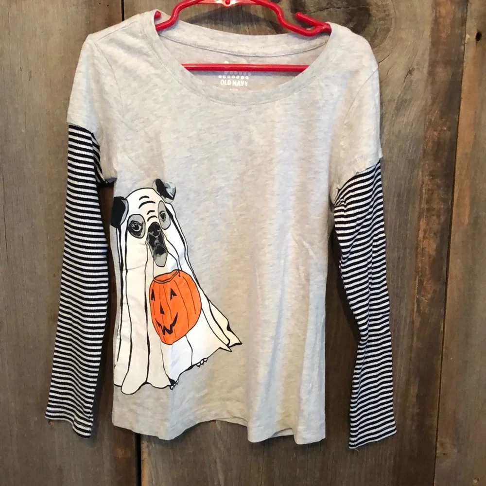 Old Navy Halloween Graphic Tee in Heather Gray Size Small 6 7